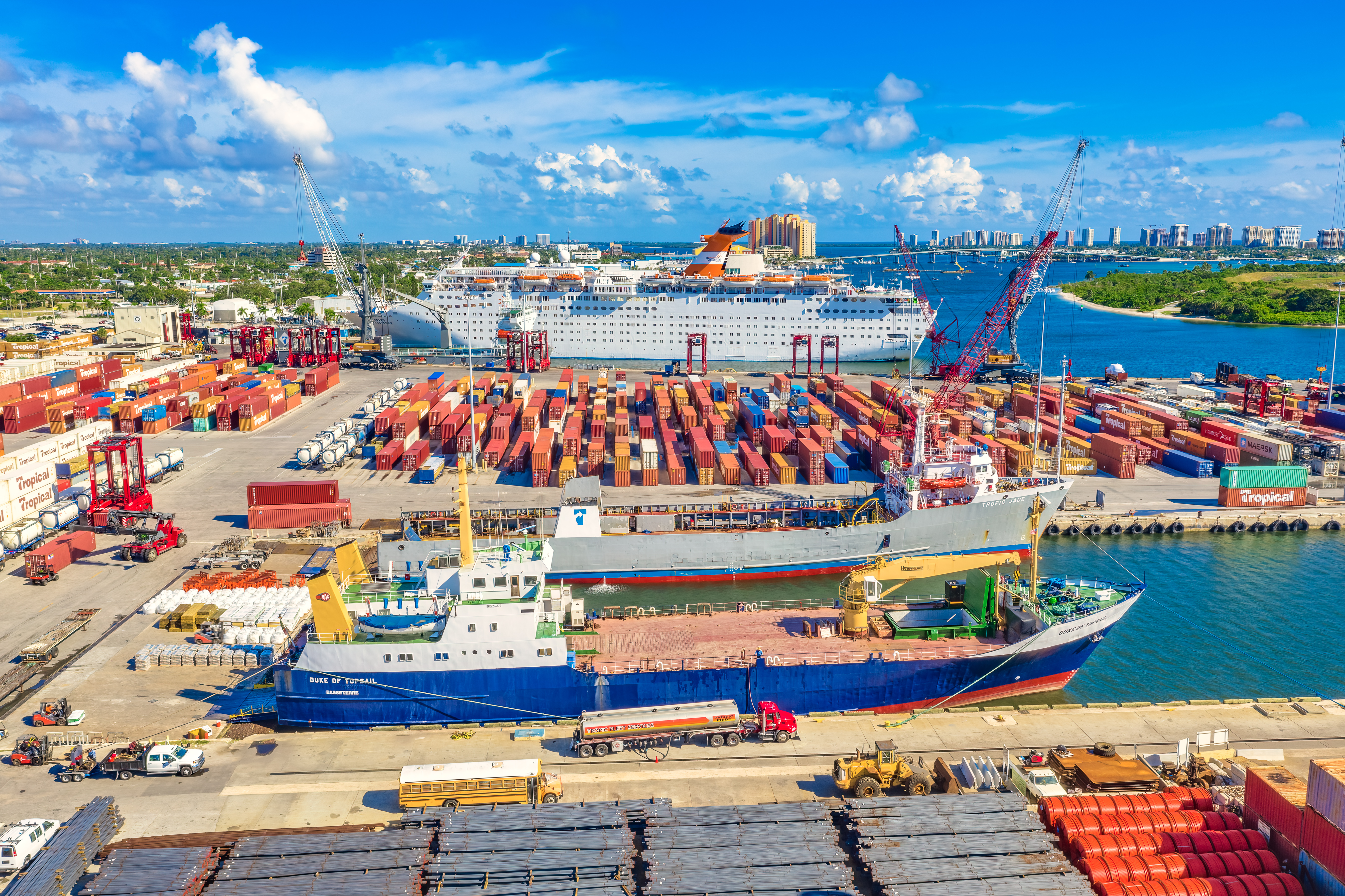 Duke of Monarch, Grand Celebration and cargoyard