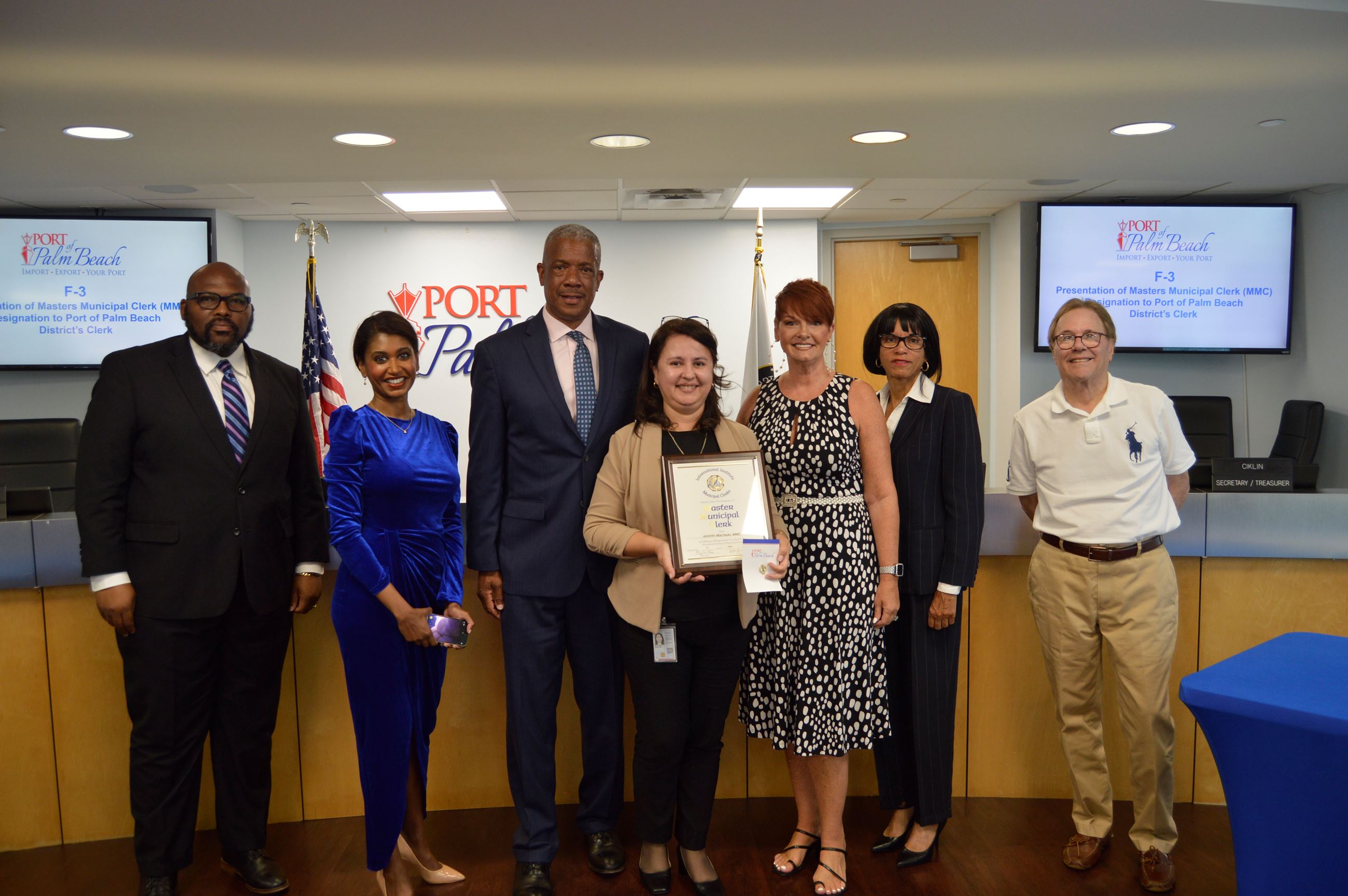 Jackelin Machado with Commissioners and FCAA President